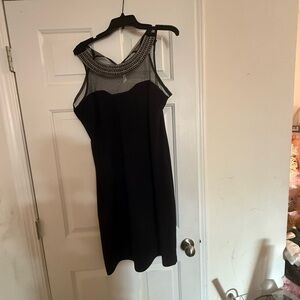 Elegant Black Sleeveless Dress